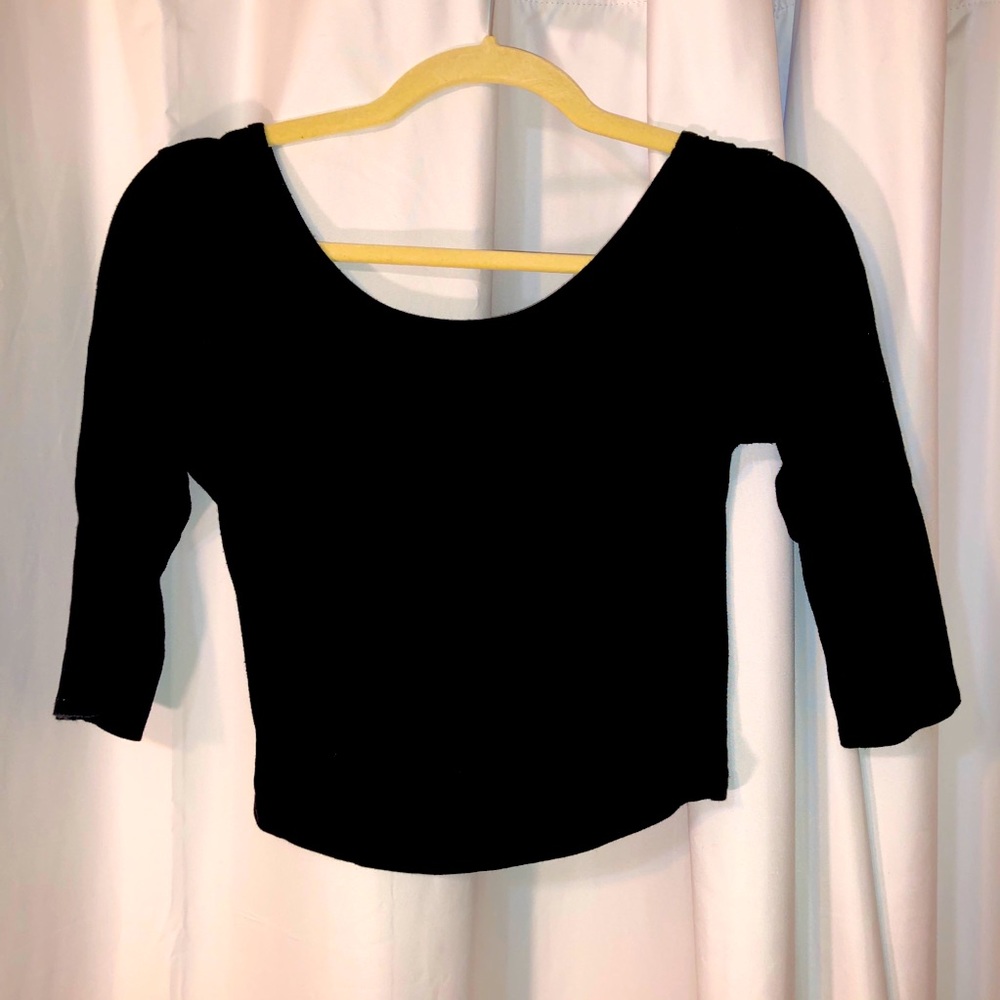 Charlotte Russe Black Quartersleeve Crop Top